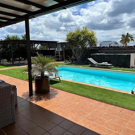 Vista Montana Villa *