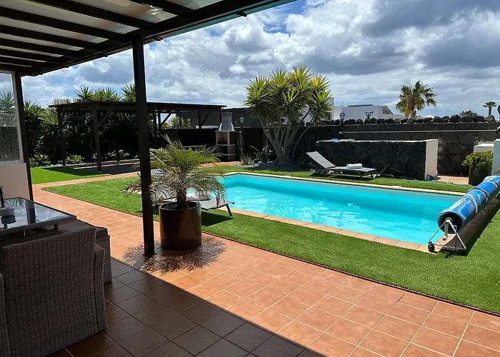 Vista Montana Villa *