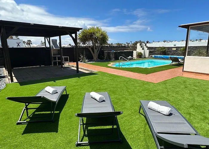 Vista Montana Villa *